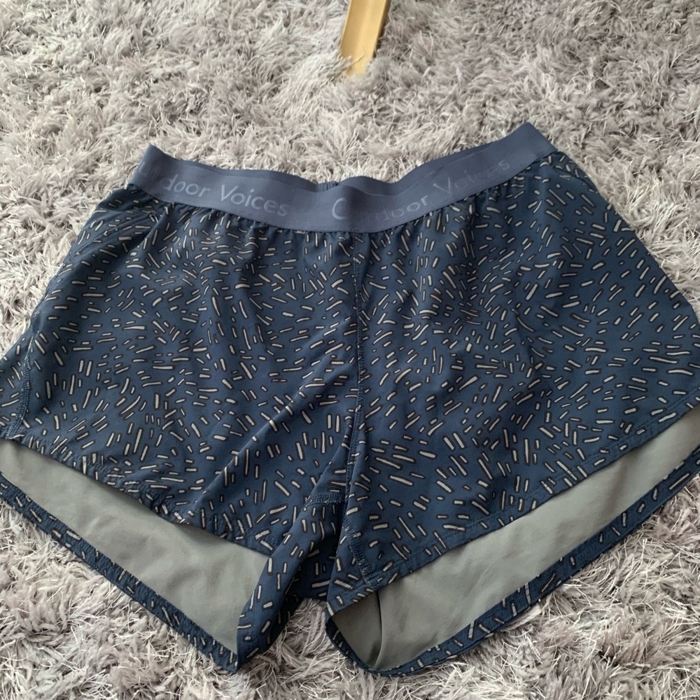 Outdoor voices run shorts blue confetti in M